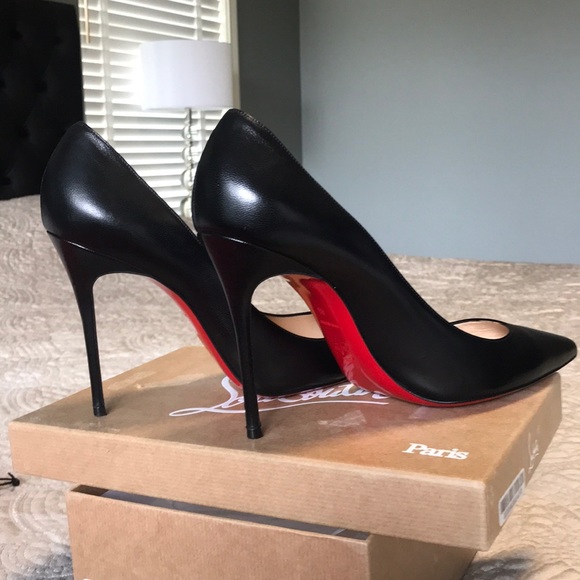 Christian Louboutin Shoes - {SOLD}. CHRISTIAN LOUBOUTIN - décolleté 554 sz 41